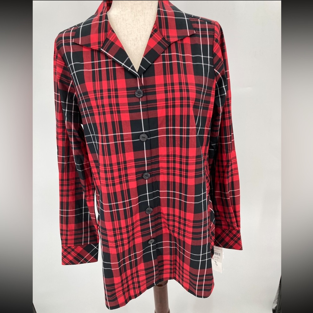 Foxcroft Men’s Black/Red Plaid Wrinkle Free Button Down Long Sleeve Dress Shirt